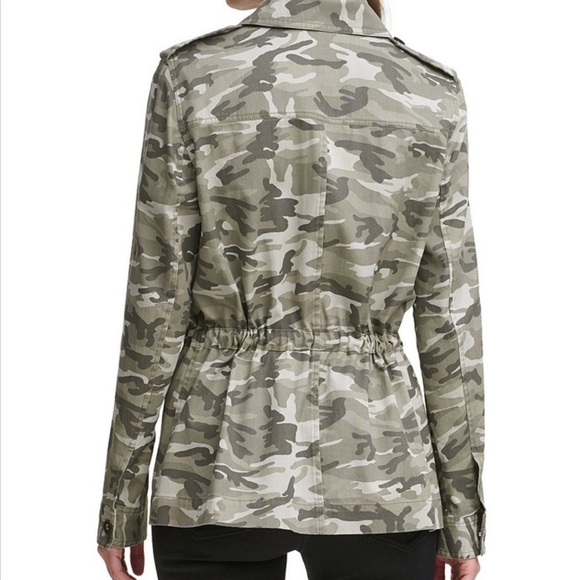 DKNY Camo Button Front Cargo Jacket Nwt - Picture 2 of 6